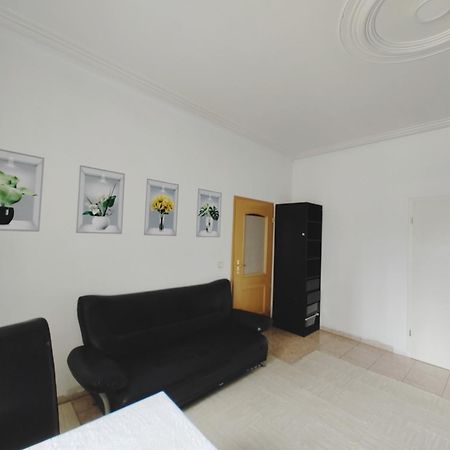 The Ark Eco Homestay Esch-Sur-Alzette Extérieur photo
