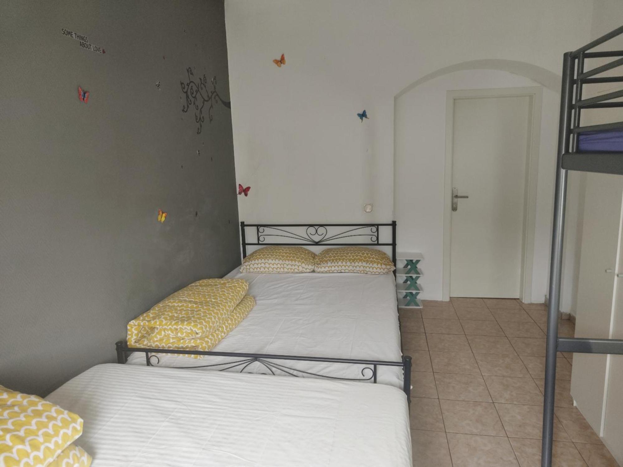 The Ark Eco Homestay Esch-Sur-Alzette Extérieur photo